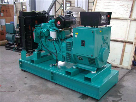 白碱滩200kw康明斯柴油发电机组图片 白碱滩200kw康明斯柴油发电机组图片
